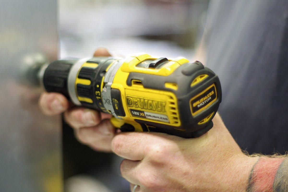 Makita ou DeWalt : quel choix pour une perceuse sans fil