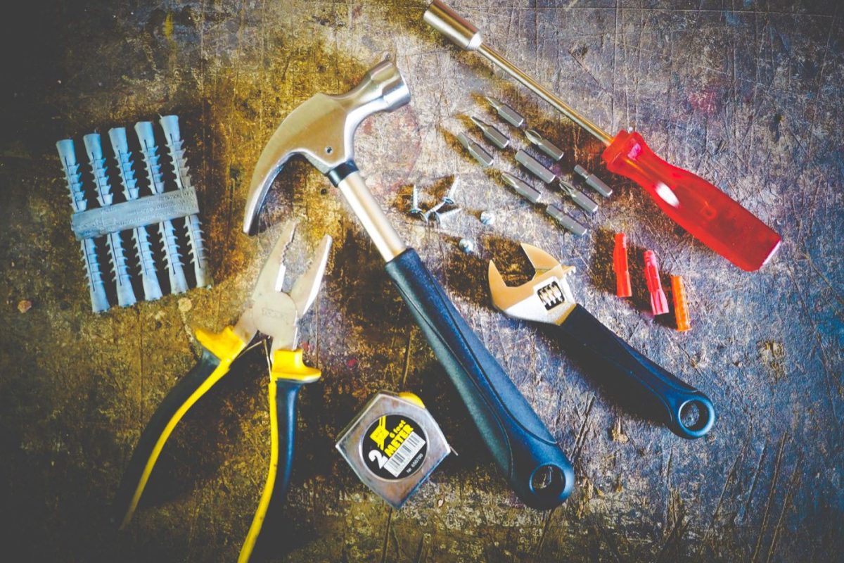 Outils indispensables pour bricoler chez soi