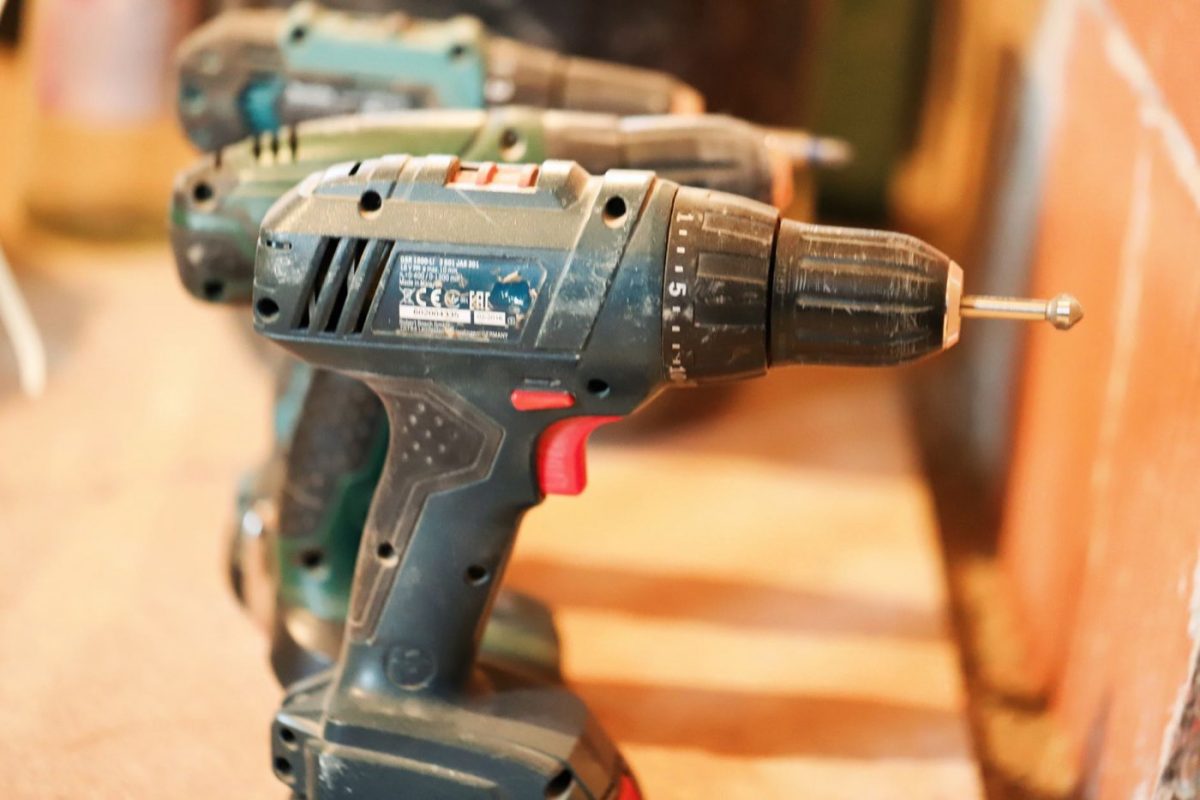 Bosch ou Makita : quelle perceuse sans fil choisir ?