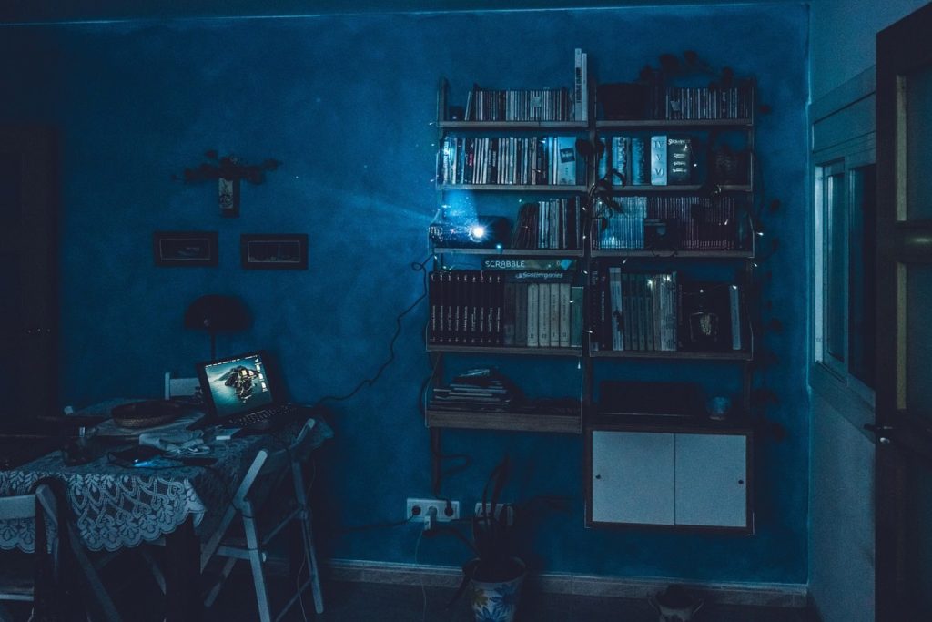 Quel projecteur choisir pour un home‑cinema : conseils et