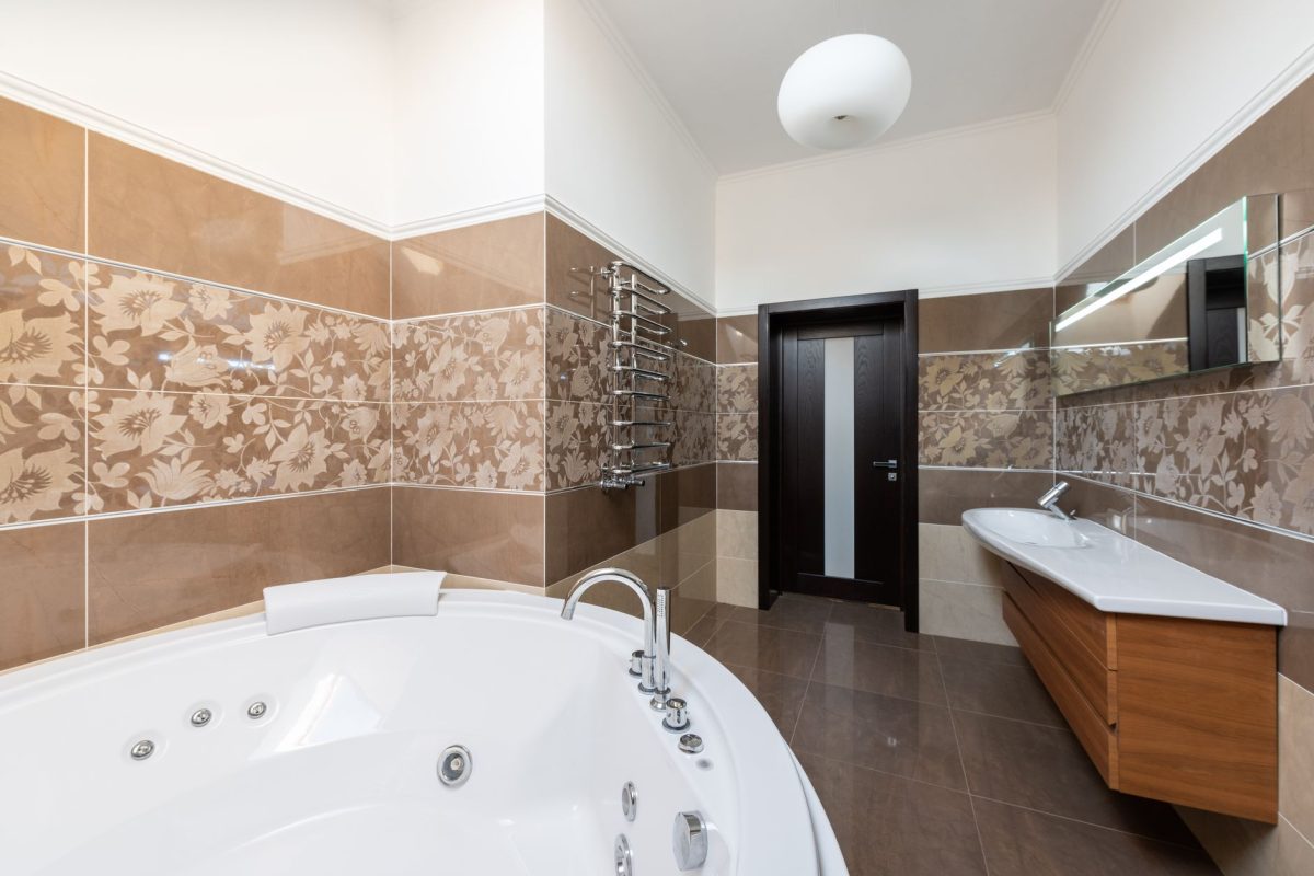 Concevoir une salle de bain fonctionnelle et esthétique