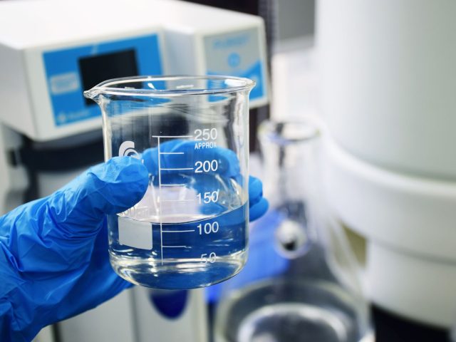 Nouvelles normes de l’eau : quel impact sur votre santé et portefeuille ?